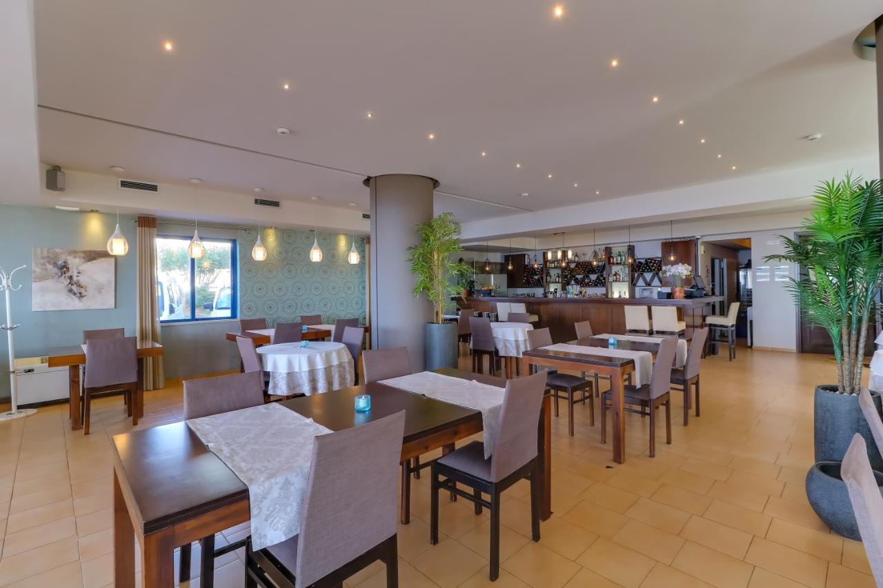Alexis Hotel Chania  Екстер'єр фото